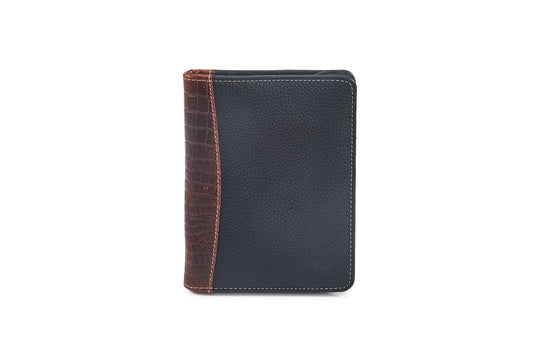Quality Full Grain Leather Passport Wallet. Style: 7015.