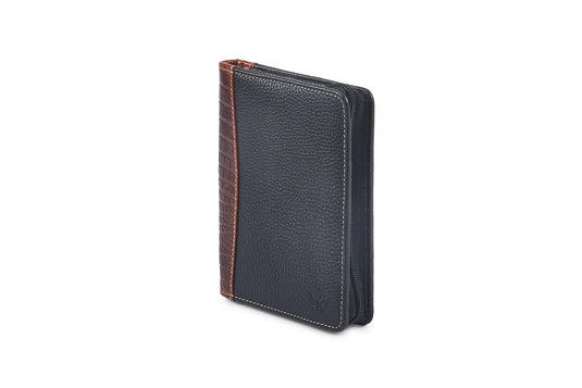 Quality Full Grain Leather Passport Wallet. Style: 7015.