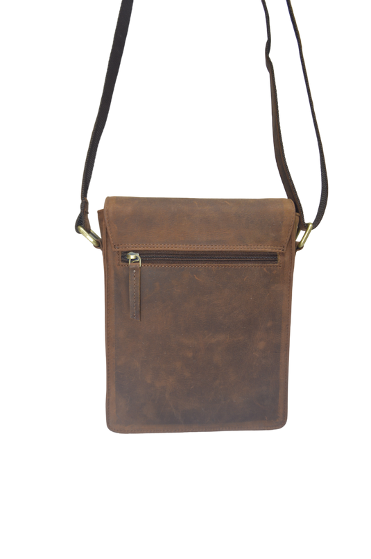 Quality Full Grain Hunter Leather Shoulder/Crossbody Bag. Style No: 51020.