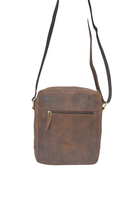 Quality Full Grain Hunter Leather Shoulder/Crossbody Bag. Style No: 51018.
