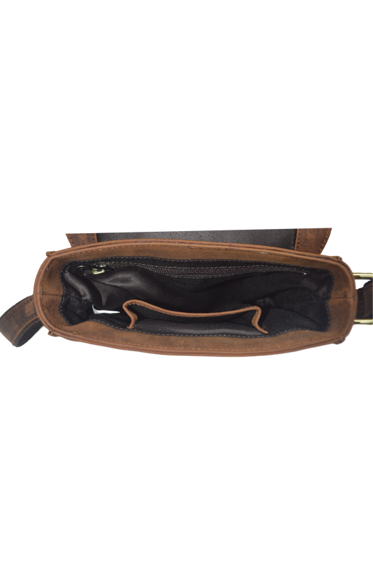 Quality Full Grain Hunter Leather Shoulder/Crossbody Bag. Style No: 51020.