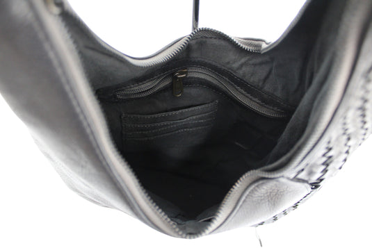 Quality Full Grain Leather Shoulder Bag. Colour: Black. Style No:1815.