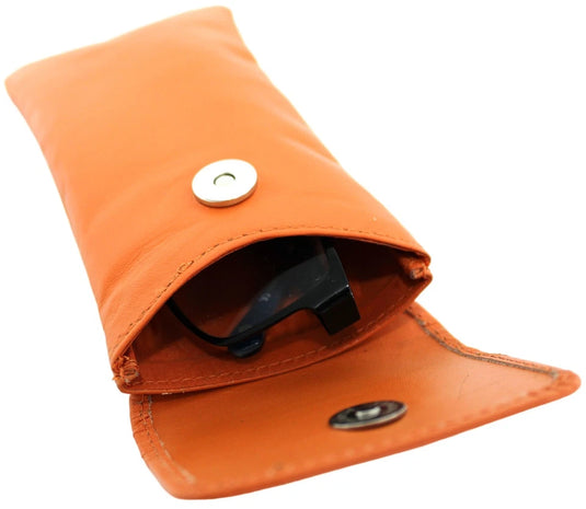 Glasses Case with Genuine Leather and Padding. Colours: Black, brown and red. Style: 11036 Hide & Chic