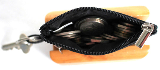Coin Purse with Key Ring in Full Grain Cow Hide Leather. Style: 11034. Florentino
