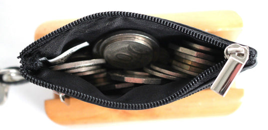 Coin Purse with Key Ring in Full Grain Cow Hide Leather. Style: 11034. Florentino