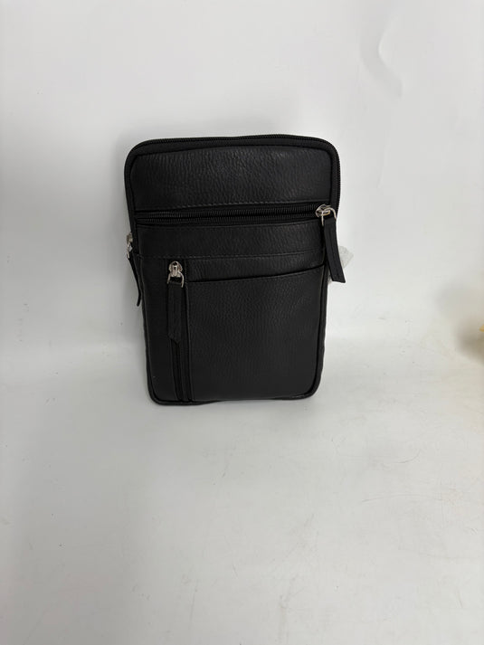 Quality Full Grain Hunter Leather Shoulder/Crossbody Bag. Style No: 51019.