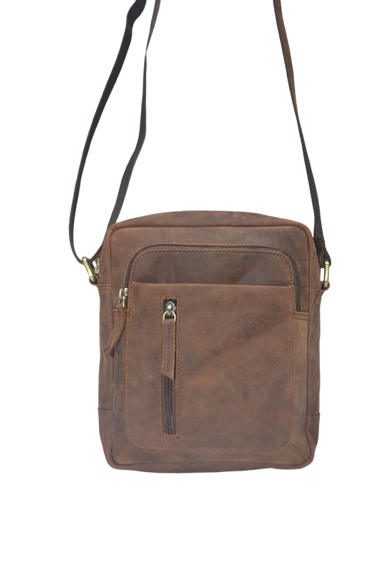 Quality Full Grain Hunter Leather Shoulder/Crossbody Bag. Style No: 51018.