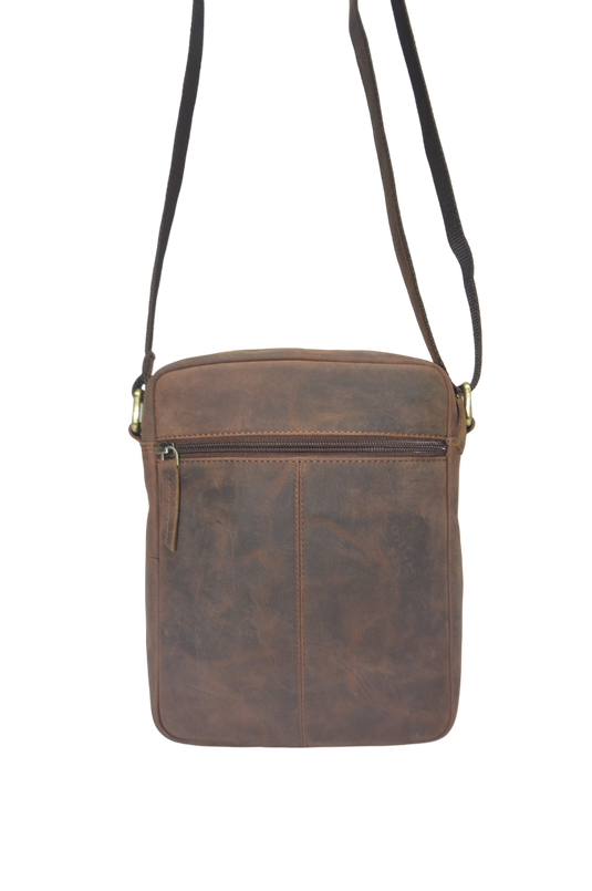Quality Full Grain Hunter Leather Shoulder/Crossbody Bag. Style No: 51015.