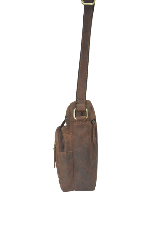 Quality Full Grain Hunter Leather Shoulder/Crossbody Bag. Style No: 51015.
