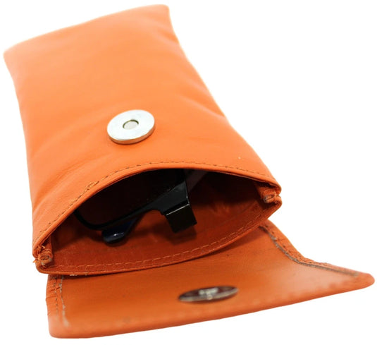 Glasses Case with Genuine Leather and Padding. Colours: Black, brown and red. Style: 11036 Hide & Chic
