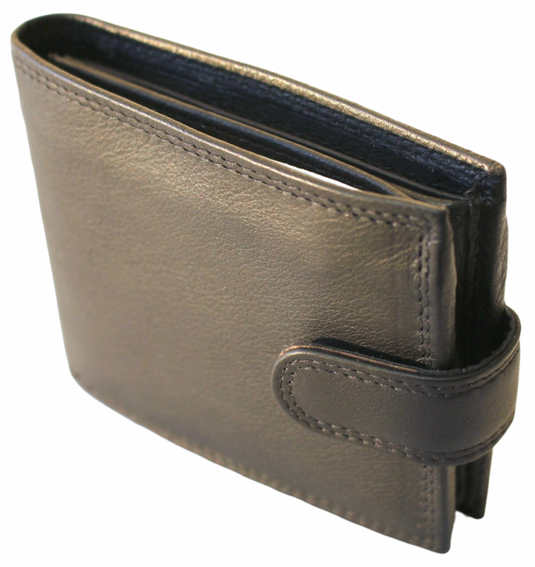 Quality Full Grain Cow Hide Leather Wallet. Style: 11020 Hide & Chic
